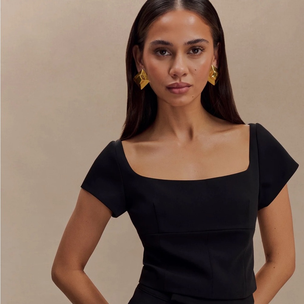 Meshki Ellis Cap Sleeve Suiting top